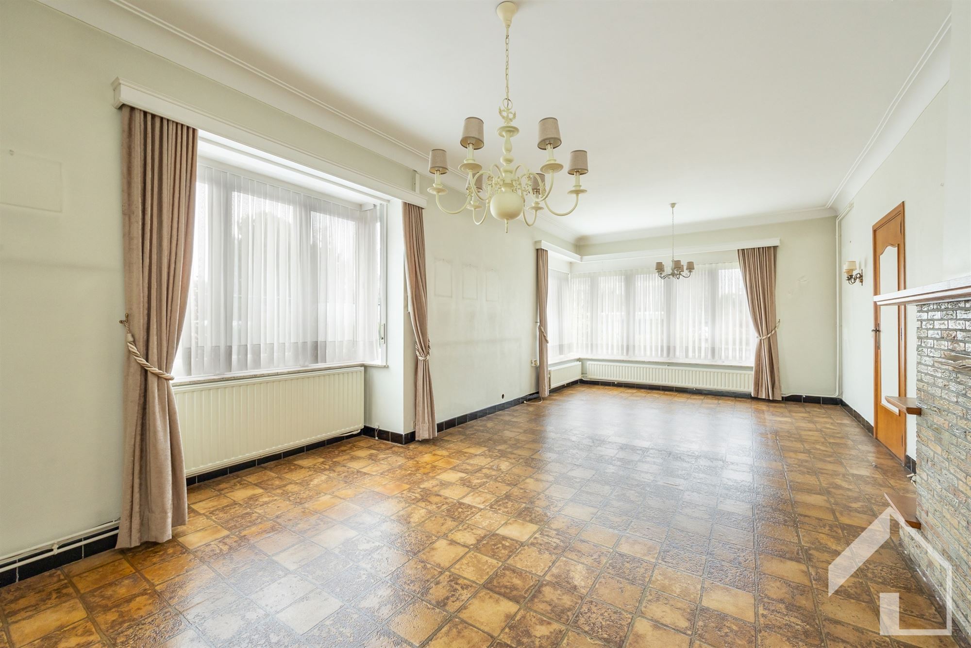 Open bebouwing met 4 slaapkamers! - foto 4