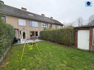 OPENHUISDAG OP ZATERDAG 13 DECEMBER OP AFSPRAAKZEER LEUKE, GOED GELEGEN WONING TE AALSTRichtprijs : 299.000 euro Zeer leuke, goed gelegen woning...