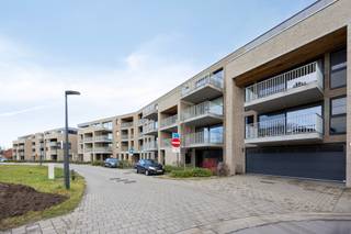 Instapklare studio op toplocatie met terras Deze recente en perfect onderhouden studio is een echte buitenkans op een uitstekende ligging. De...