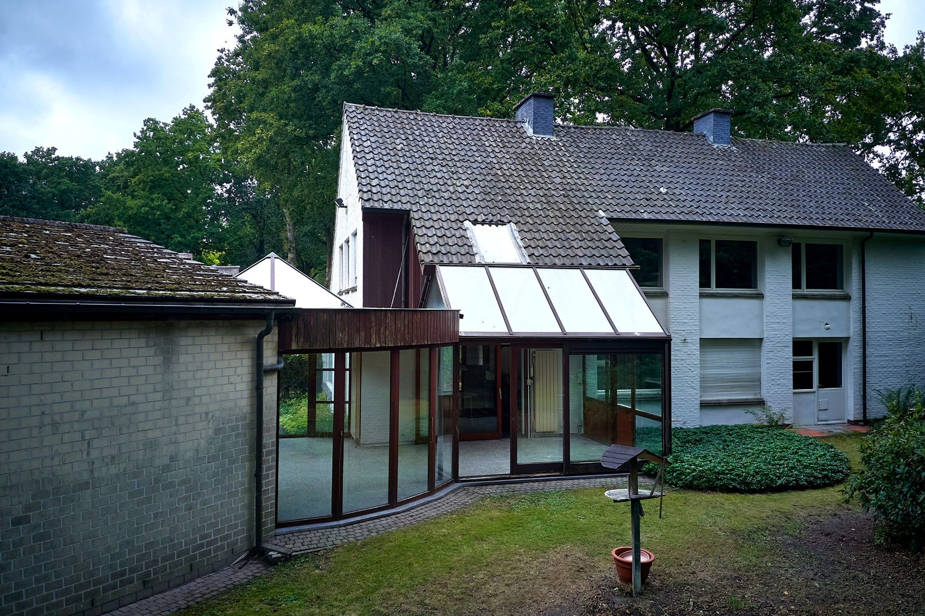 Op een droomlocatie gelegen villa uit jaren 60 - foto 3