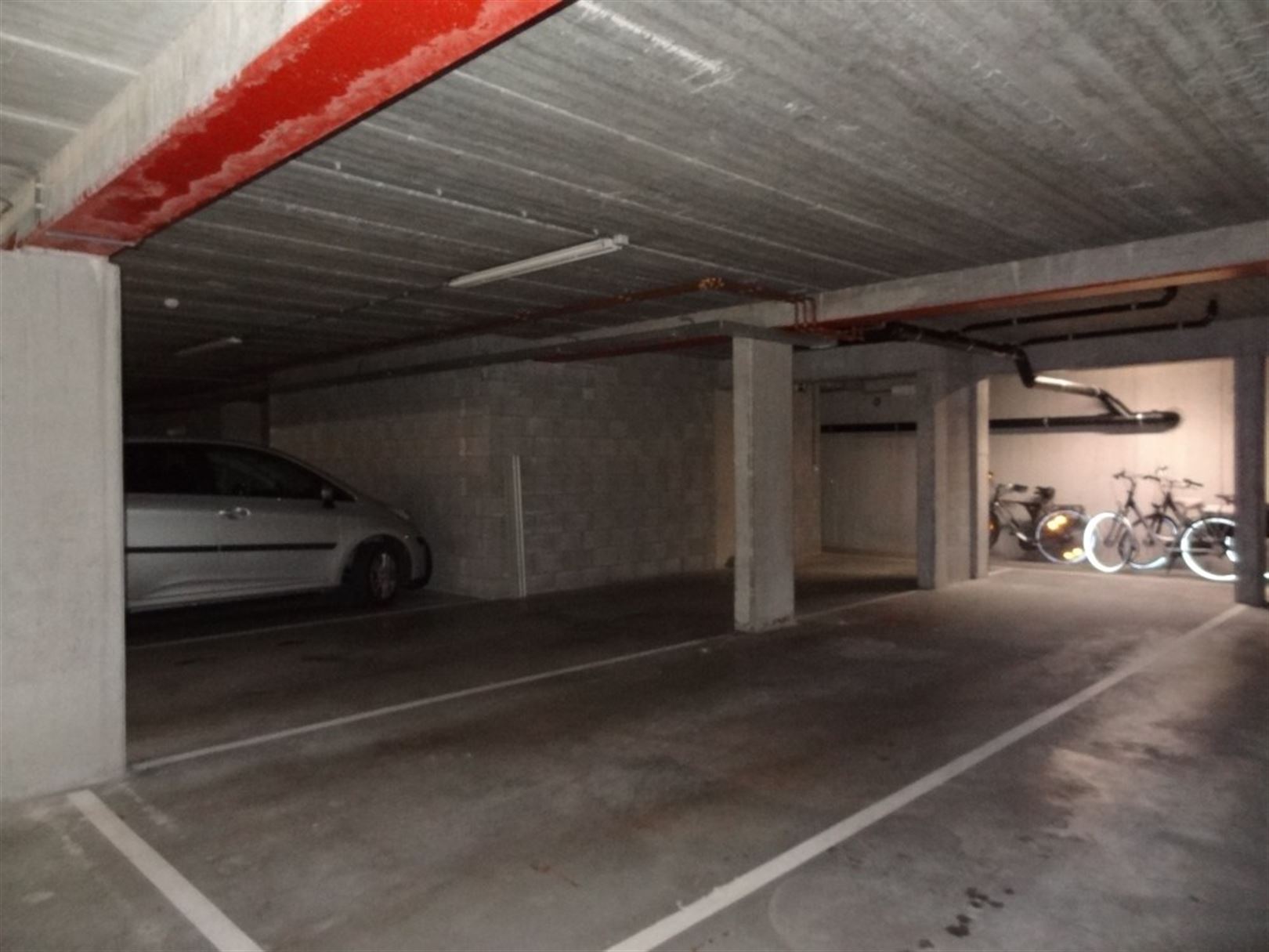 Ruime dubbele autostaanplaats. - foto 4