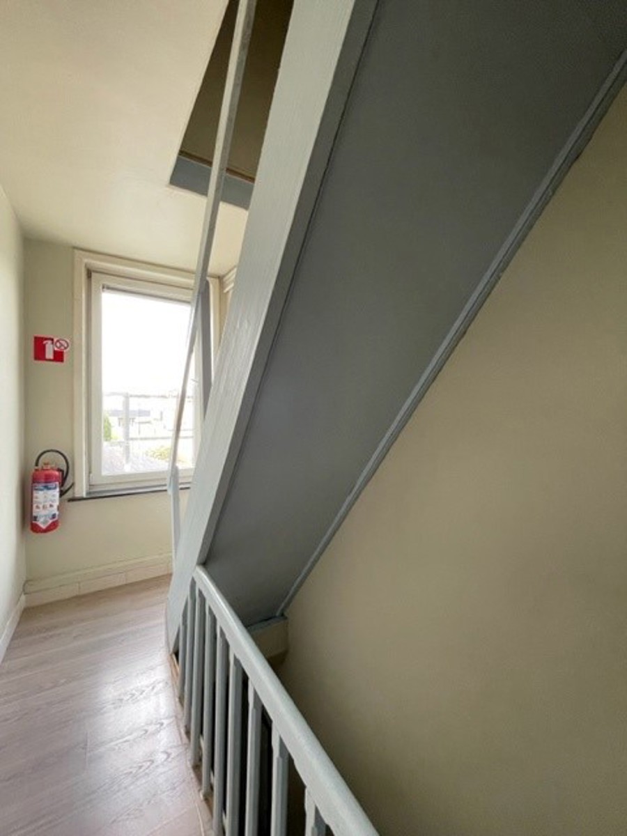 Kamer (TWEEDE VERBLIJF, GEEN HOOFDVERBLIJFPLAATS) te huur in het centrum van Tielt.  - foto 2