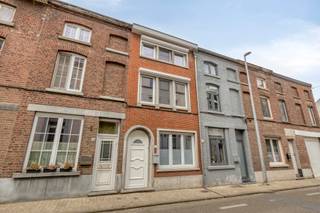 Gezellige gezinswoning aan de stadsrand van Tienen, op wandelafstand van het centrum, station en belangrijke invalswegen. Met een...