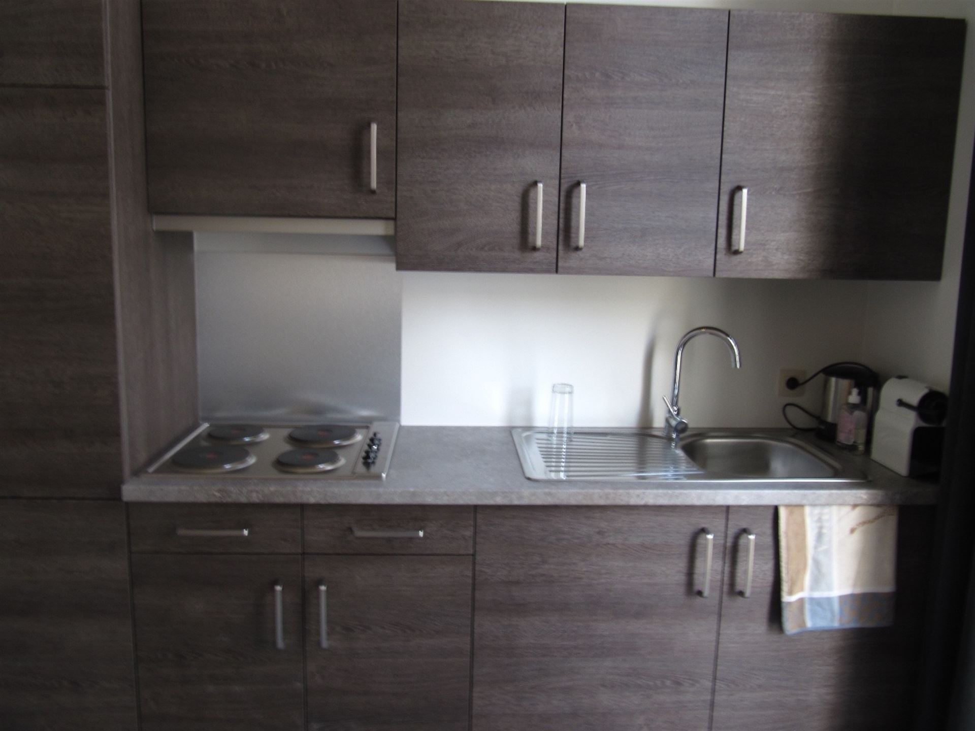 Compact duplex apartment in the city center of Brussels  - photo 3