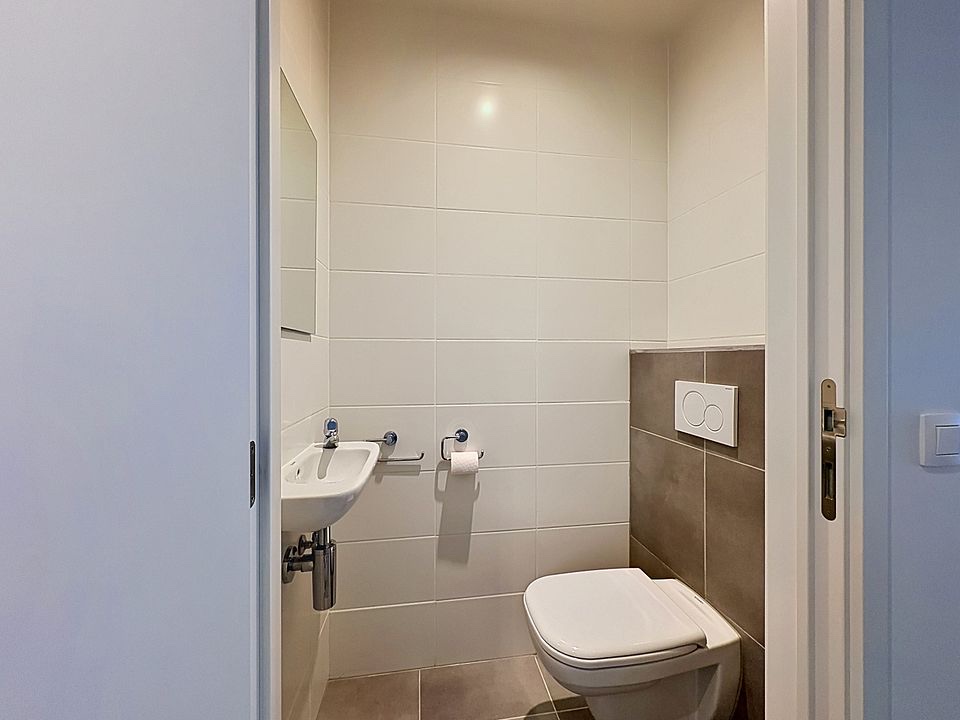 Ruime bel-etagewoning in Meerbeke - foto 4