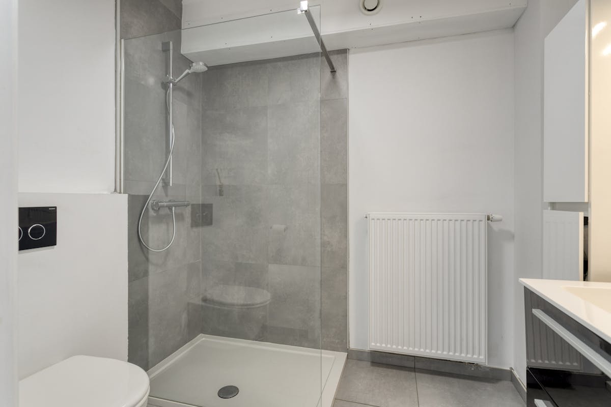 Apartment of approx. 120 m² for sale in Kortrijk. - photo 4