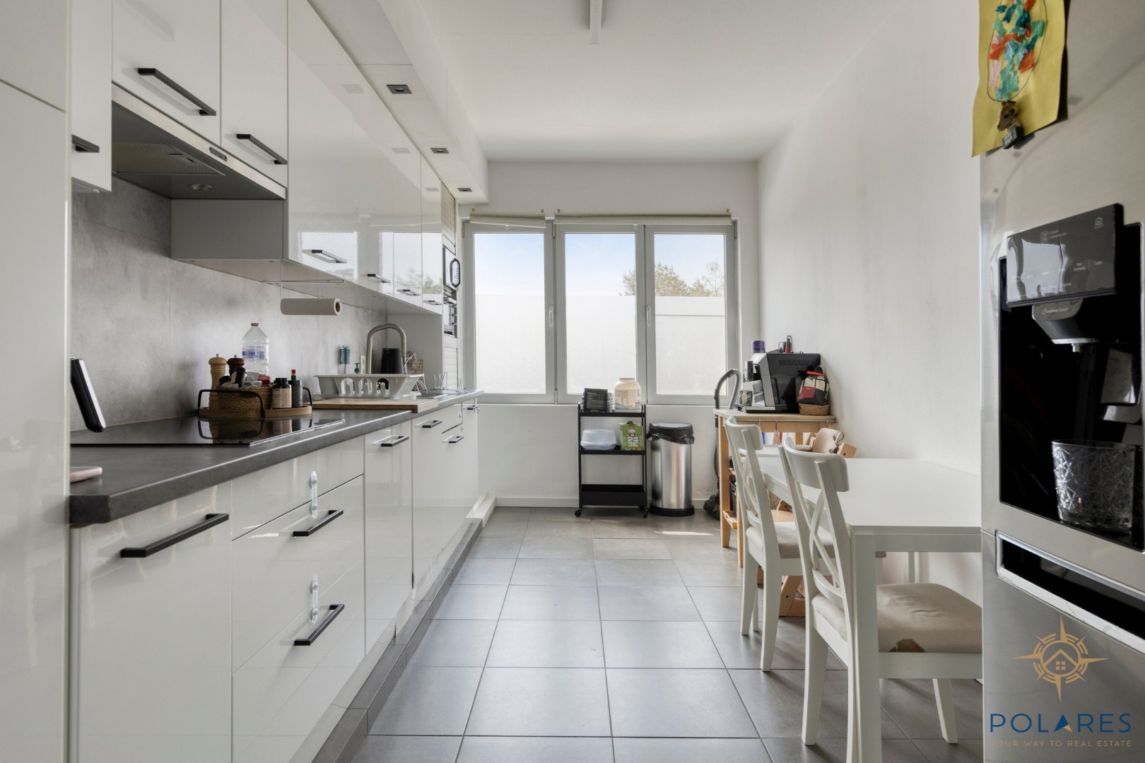 Instapklaar appartement met 2 slaapkamers en garage - foto 5