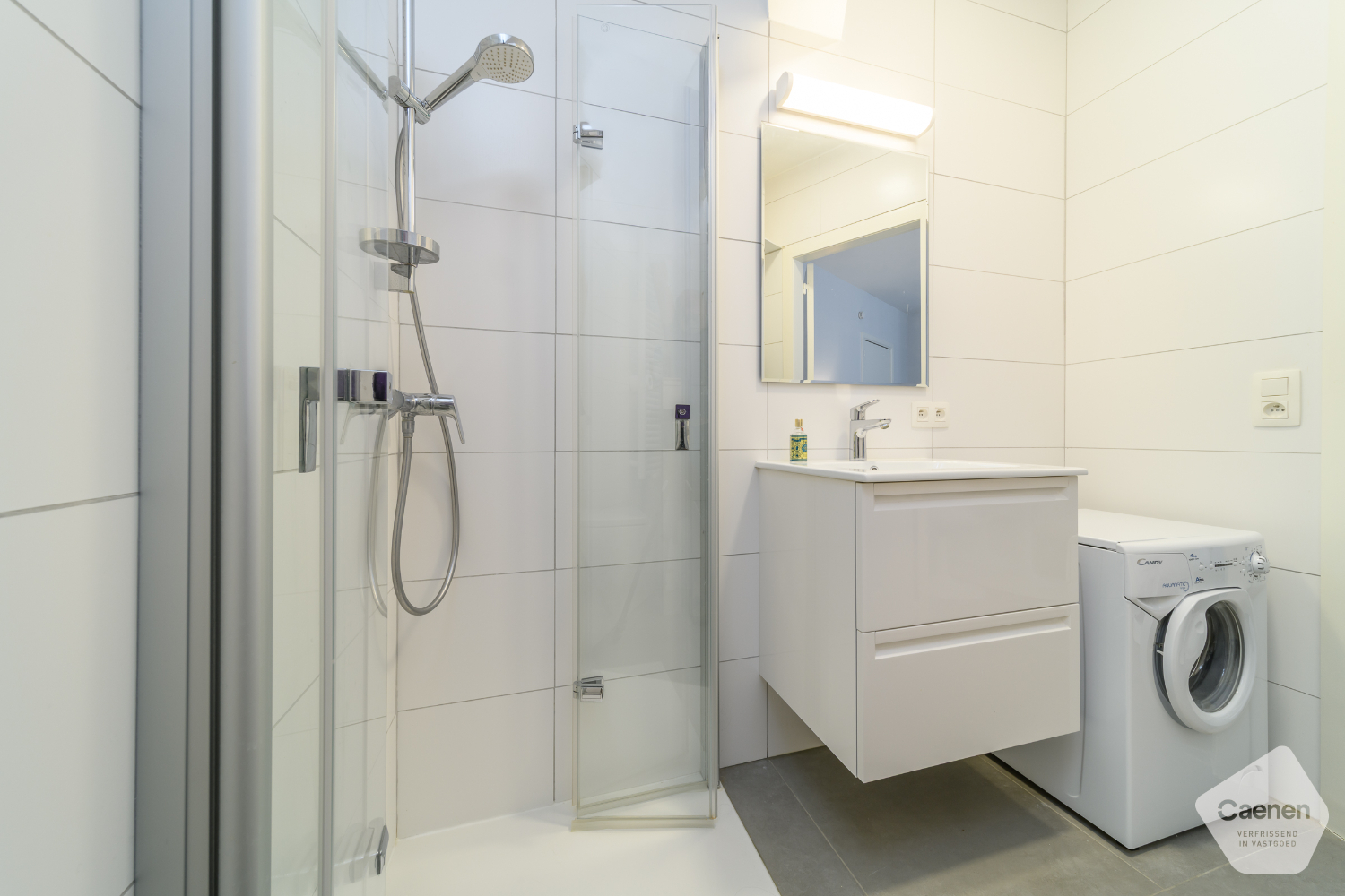 Recent gerenoveerde ruime studio met slaaphoek en terras in hartje De Panne - foto 4