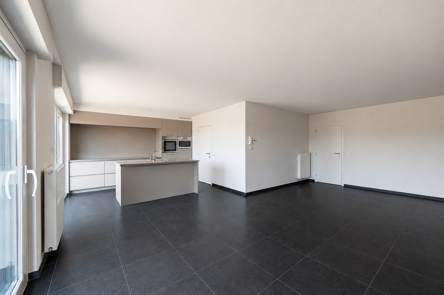 MAGNIFIEK RUIME GEZINSWONING TE BREDENE DORP - foto 2