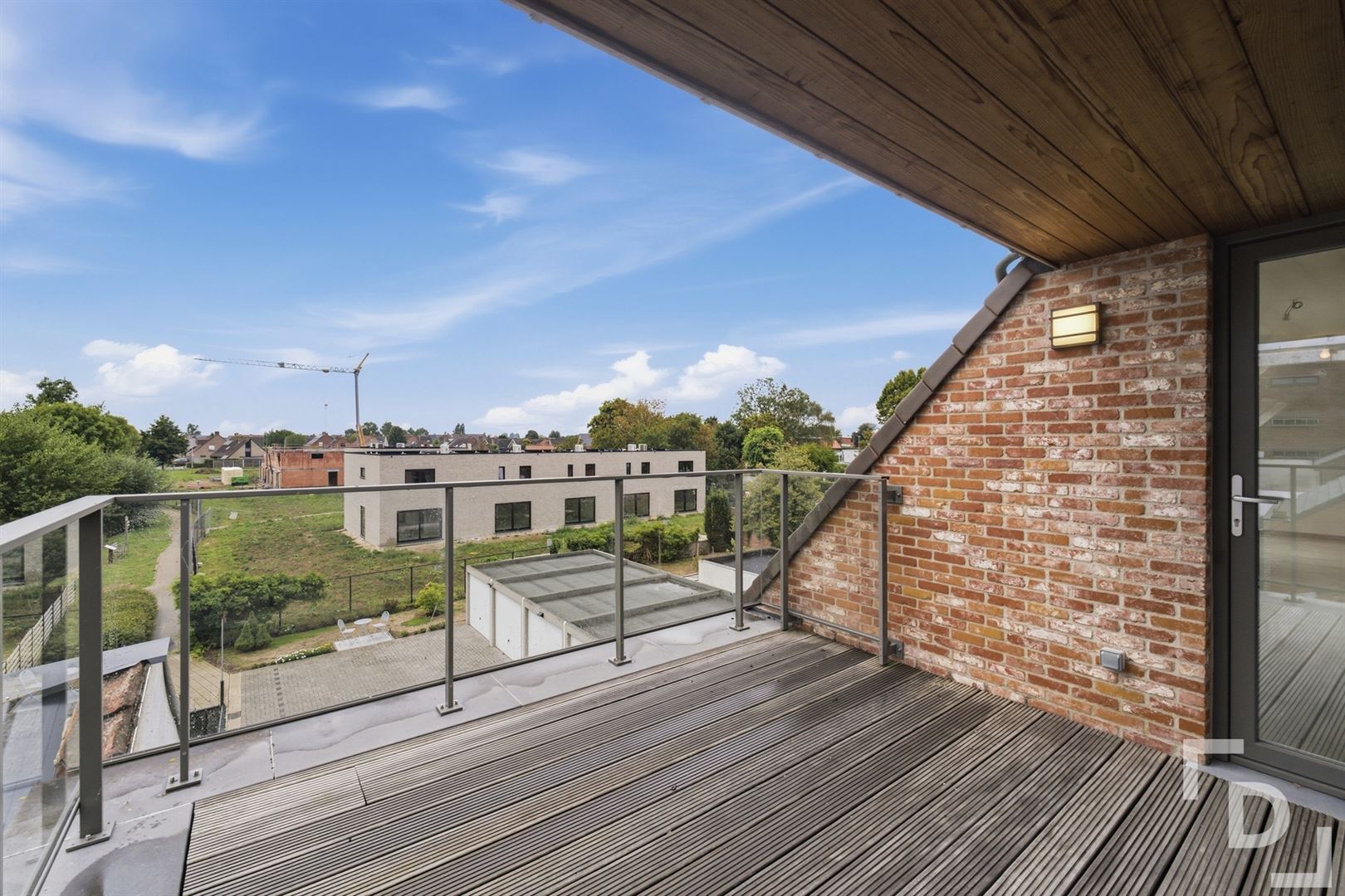 Nieuwbouwappartement met 2 terrassen en garage. - foto 5