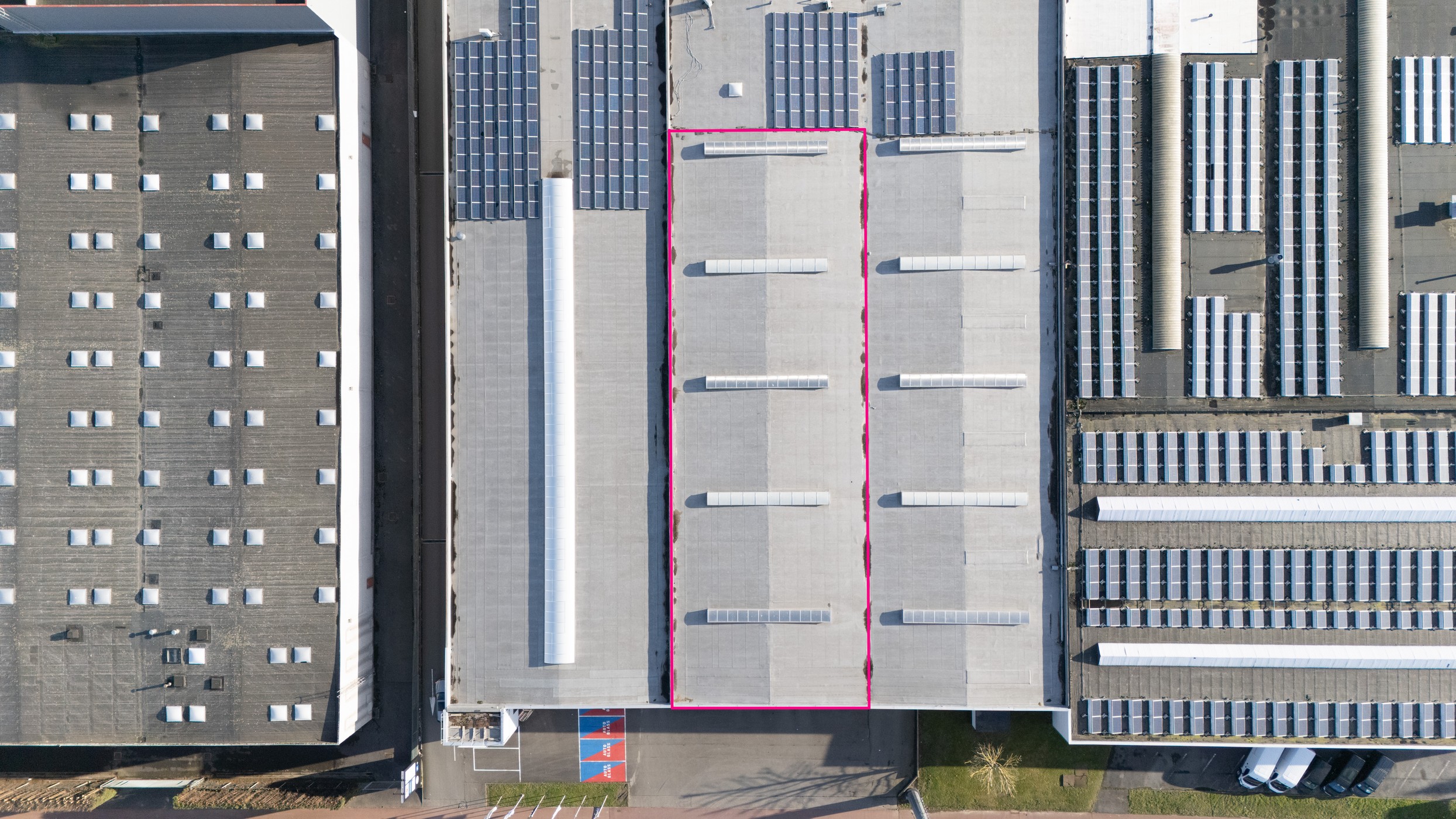 Magazijn van 1.200m² in industriepark "De Bruwaan" te Oudenaarde - foto 5