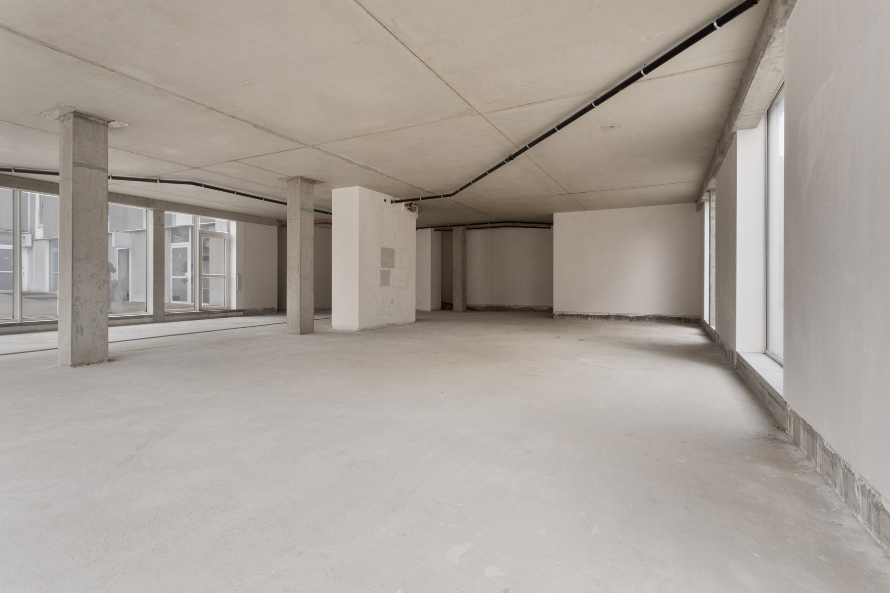 Commercial à vendre à Sint-Pieters-Leeuw - photo 3