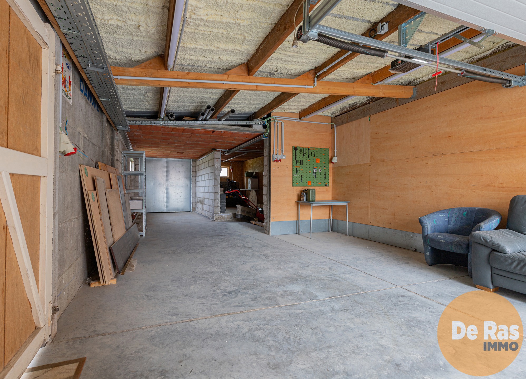 BAVEGEM - Gezinswoning met grote garage/werkplaats - foto 3