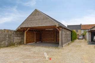 Deze gerenoveerde halfopen woning in Ingelmunster is op zoek naar een nieuwe bewoner.De woning biedt tal van troeven zoals vernieuwde binnenruimtes,...