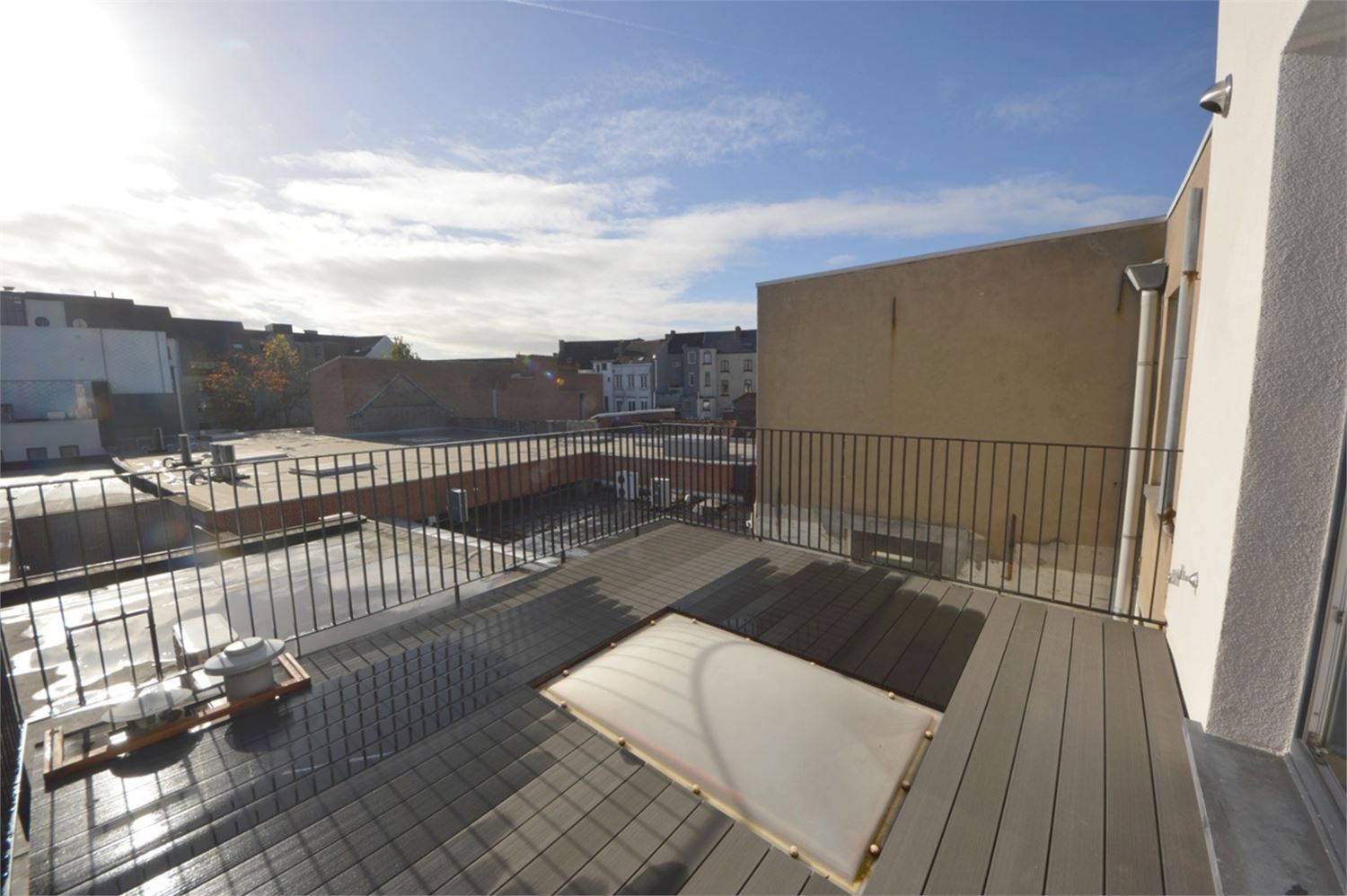 COMPLEET VERNIEUWDE DUPLEX MET ZEER RUIM ZONNIG TERRAS - foto 5
