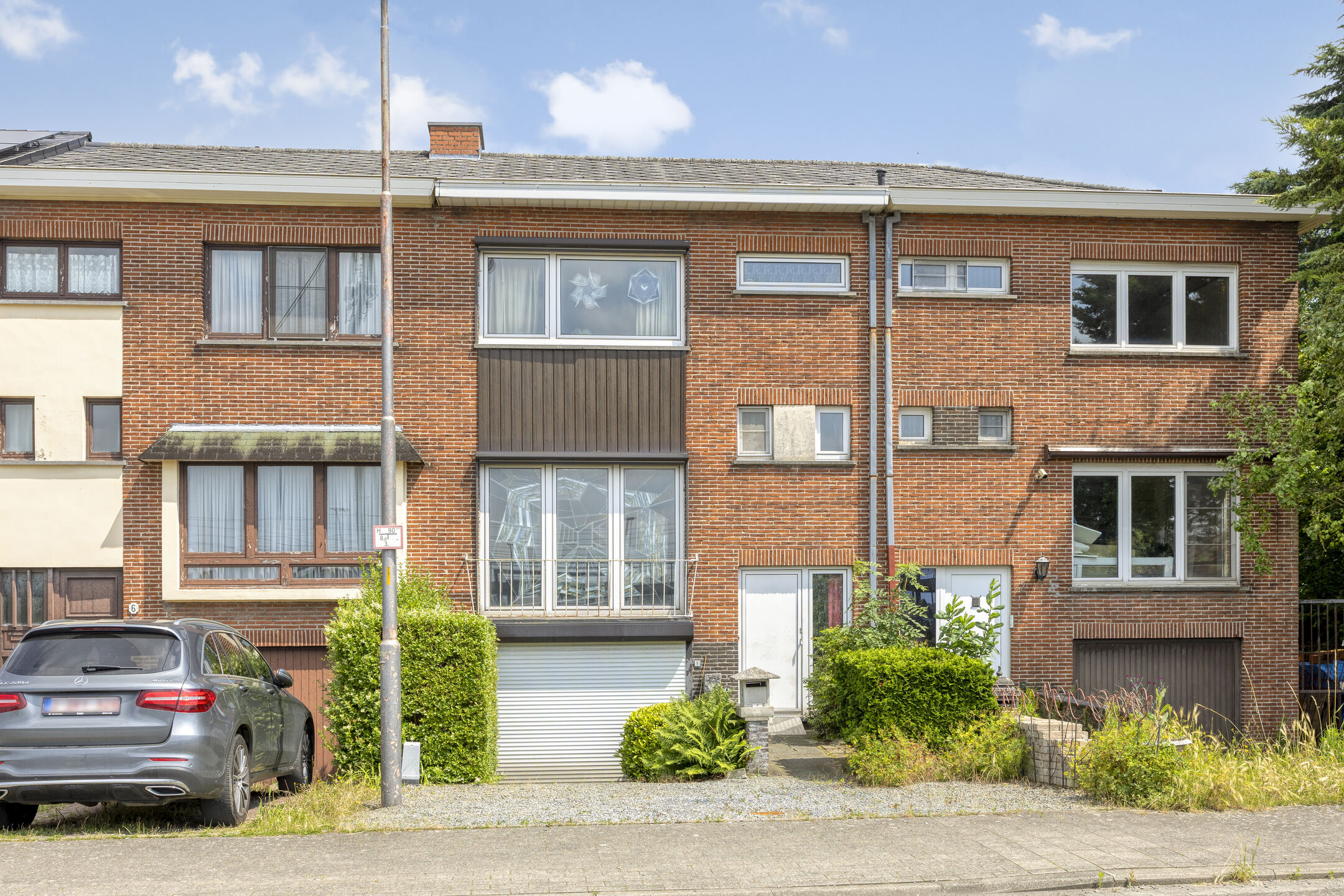 House to renovate, garage and garden, 155 m², in Sint-K-W! - photo 2