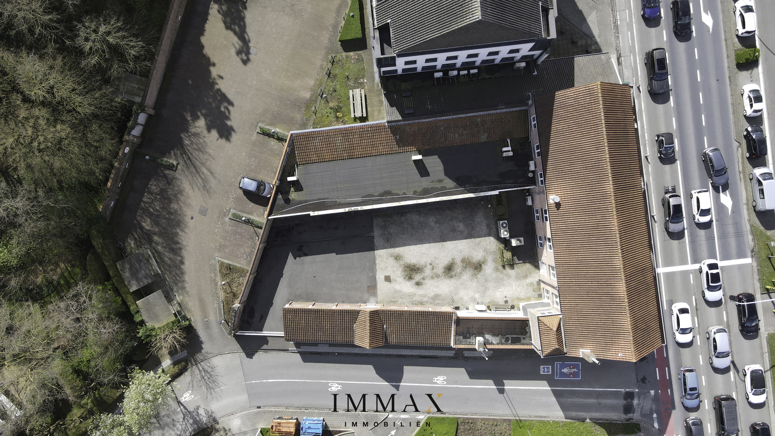 Kantoorgebouw "Hof van Versailles" op topligging - foto 4