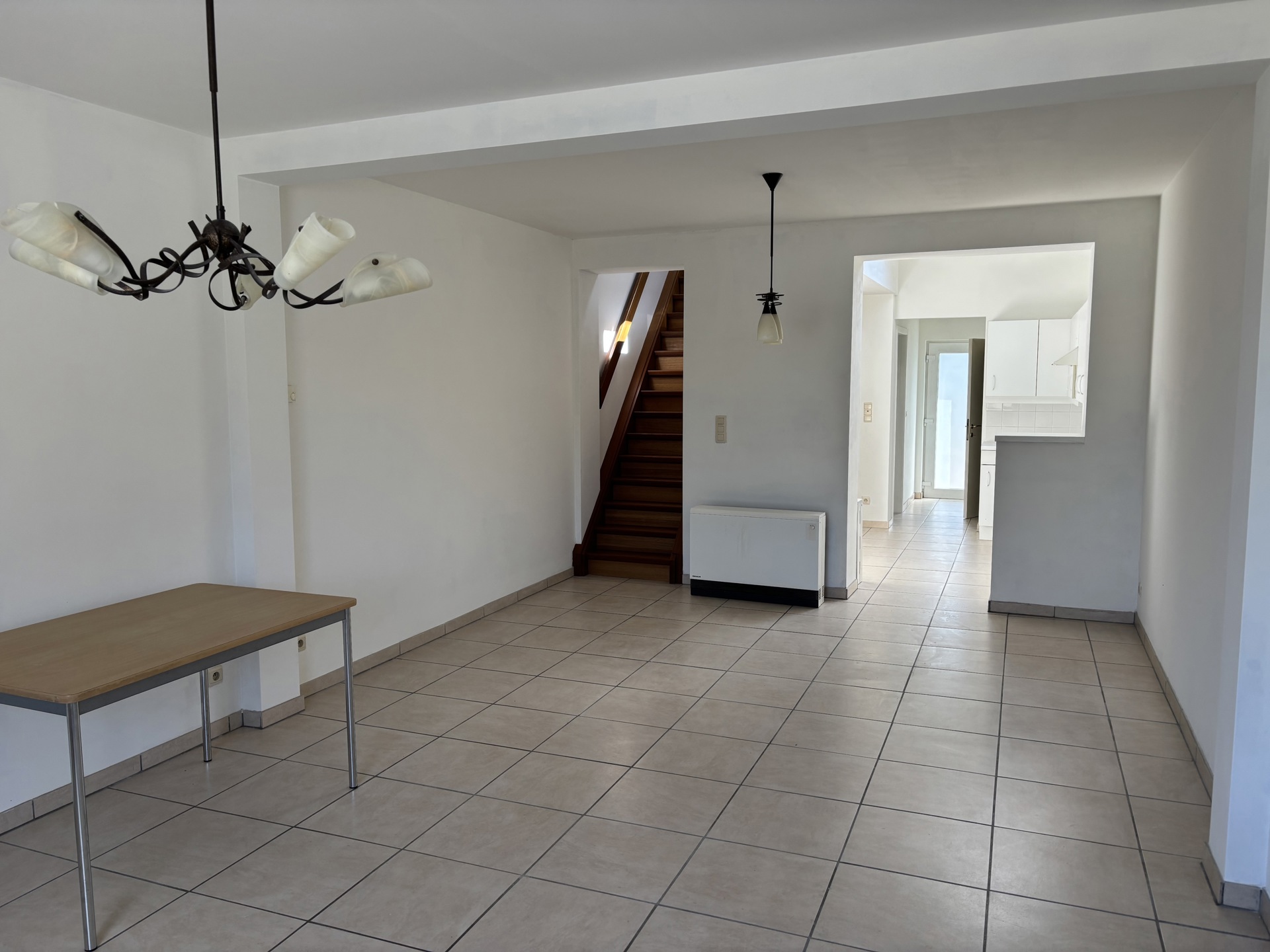 BURST - Gerenoveerde rijwoning met tuin - foto 3