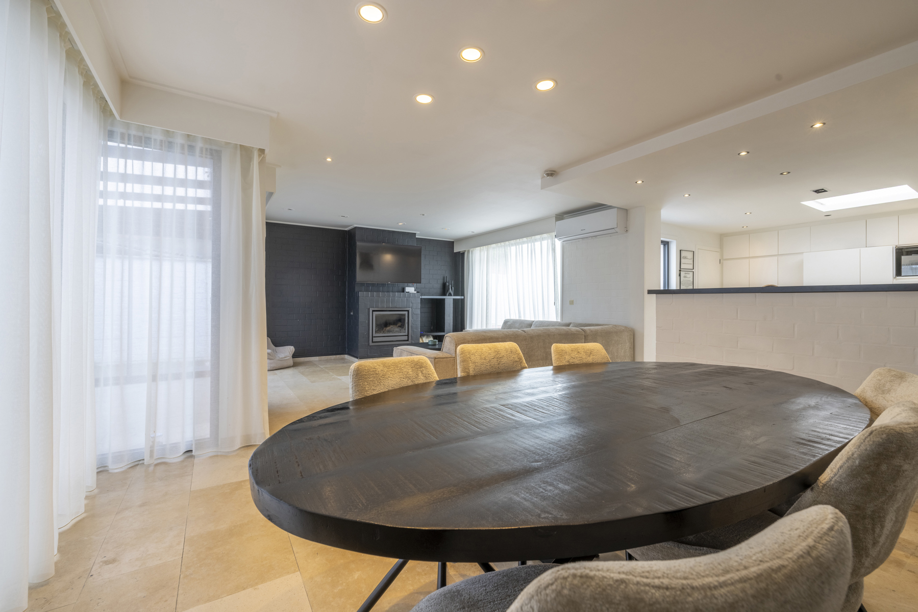 Woning met 3 slaapkamers, tuin en polyvalente ruimte te koop - foto 3