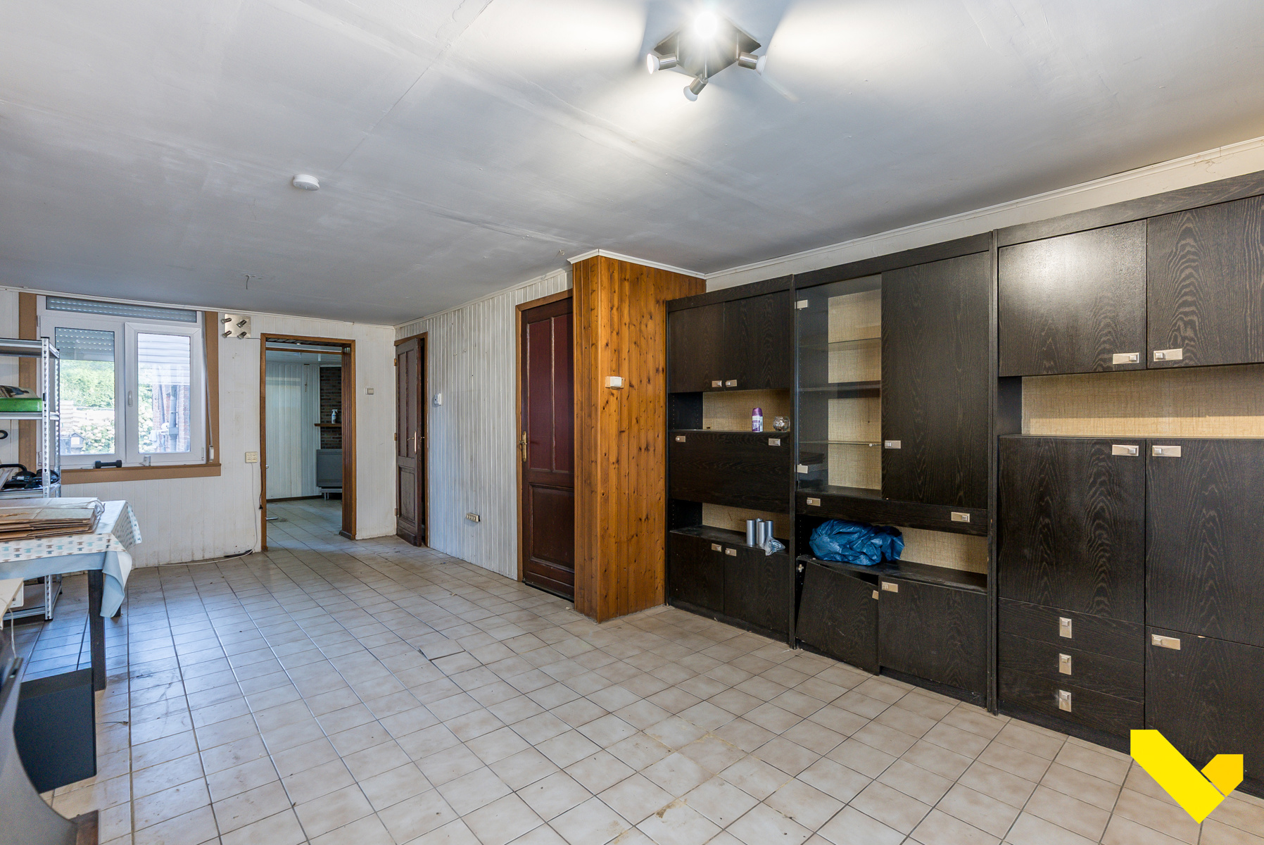 Te renoveren woning met potentieel op centrale locatie - foto 2