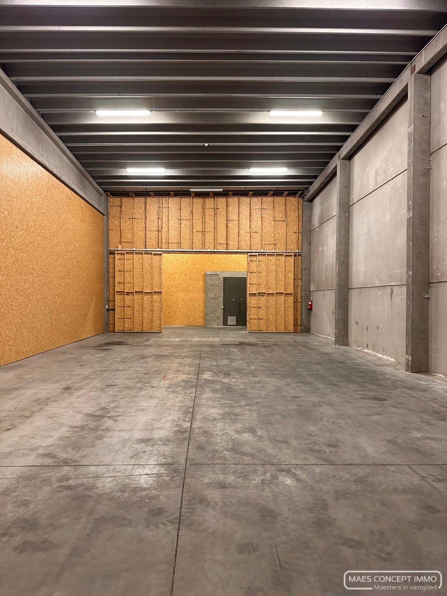 Opslagruimte van 220 m² te huur in Zwevegem - foto 3