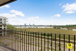 BEAUTIFUL MODERN APARTMENT IN ANTWERP WITH SPECTACULAR VIEWS Discover this exceptional 2-bedroom apartment located in trendy Antwerp 2050, a...