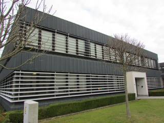 Recent gerenoveerd kantoorgebouw op de Keiberg met een zeer goede prijs-kwaliteitverhouding. Vlakbij op- en afritten van de Ring van Brussel, op...