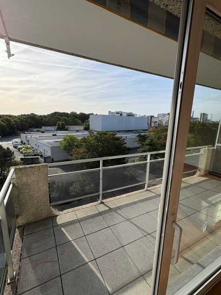 Ruim en lichtrijk 3-slaapkamer appartement op een top locatie - foto 4