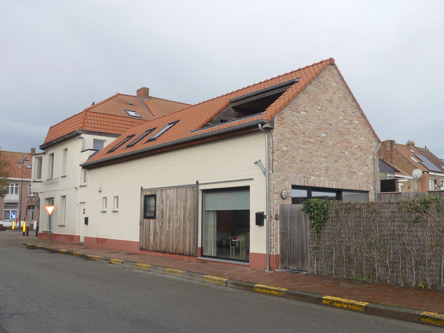 Apartment for rent in Adinkerke with 2 bedrooms - photo 2