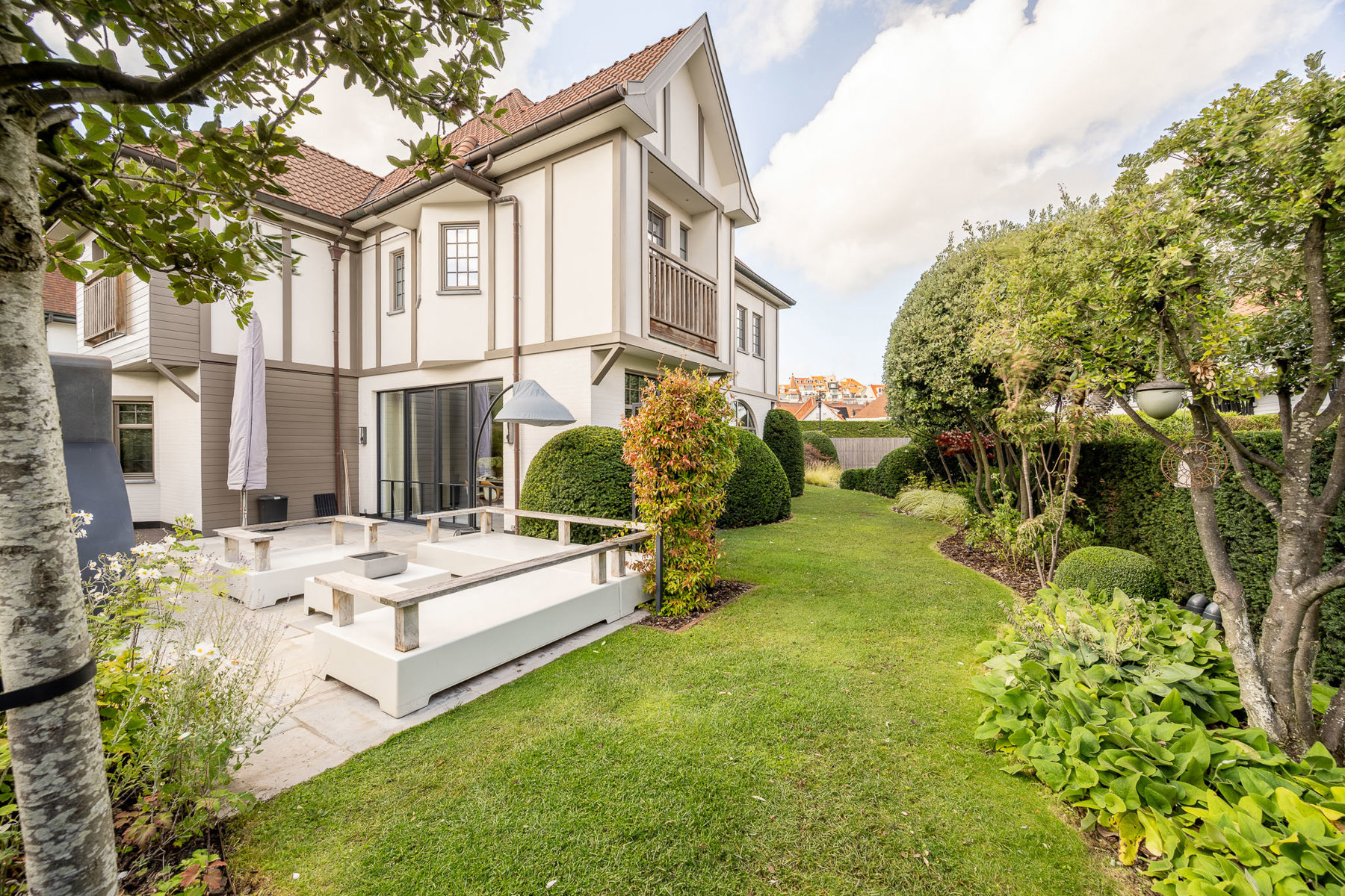 House for sale in Knokke-Heist with 5 bedrooms - photo 1