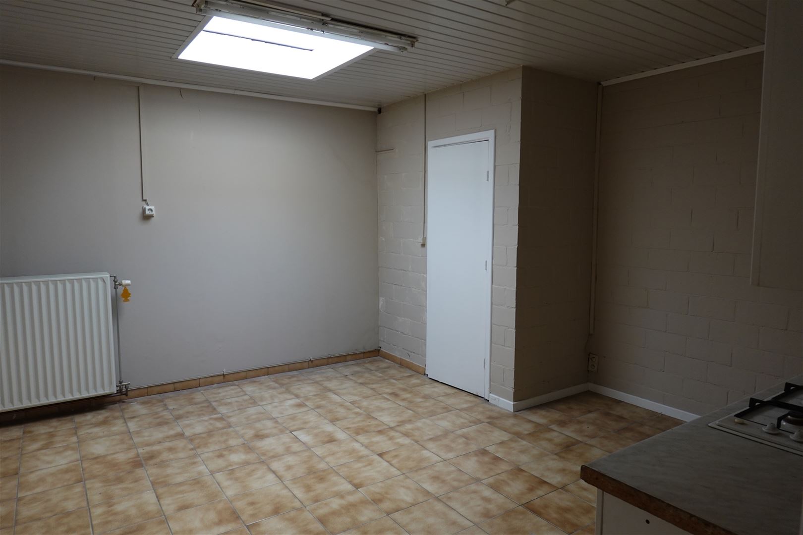 Commercial à louer à Sint-Amandsberg - photo 3