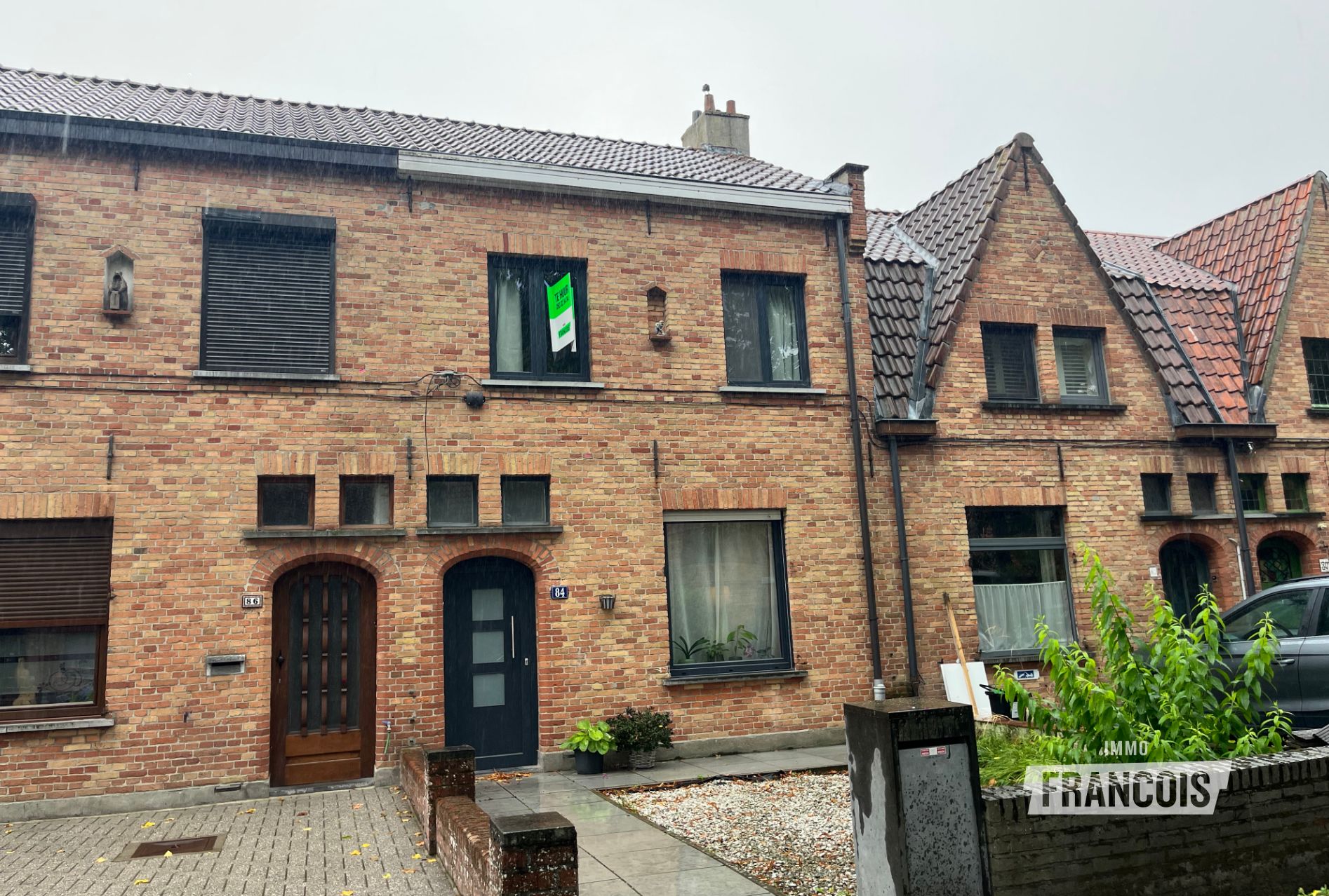 Instapklare woning met zonnige tuin nabij centrum Brugge - foto 1