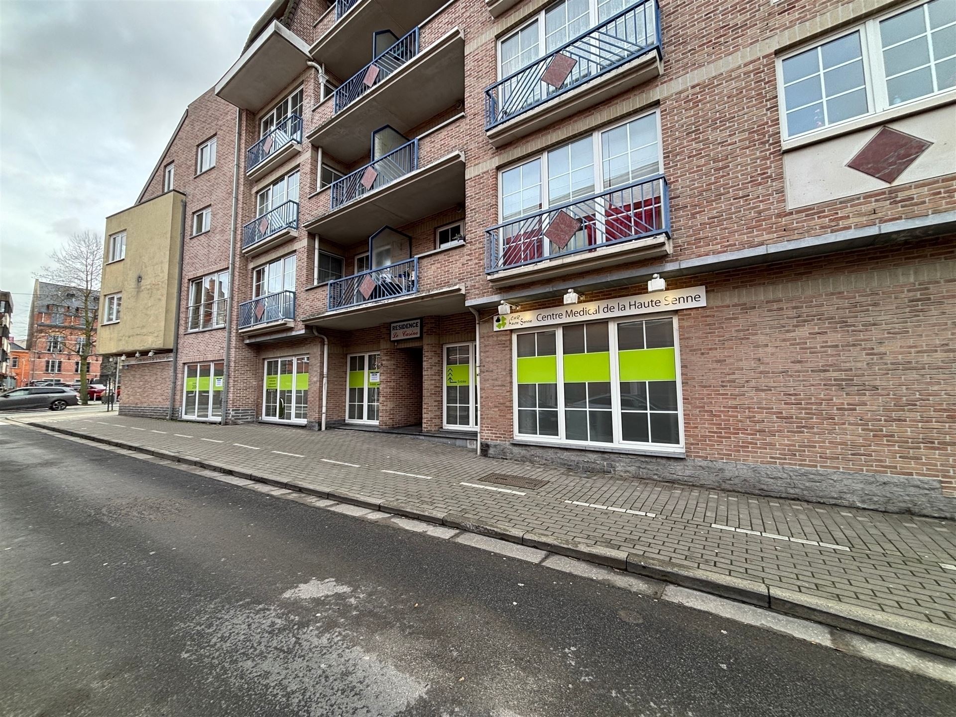 Commercial for rent in Tubize - photo 3