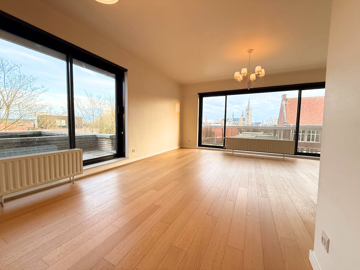 Appartement d'angle à vendre avec 2 chambres et 3 terrasses - photo 5