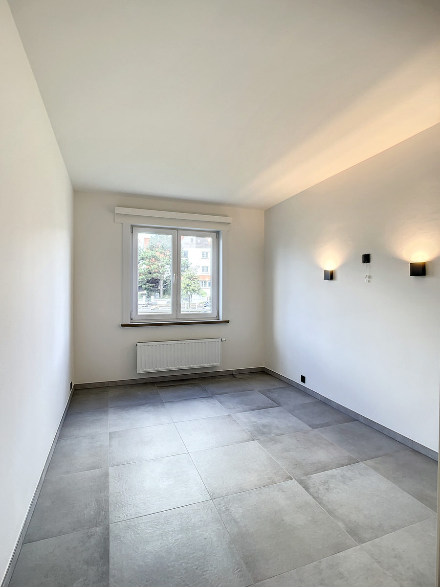 Modern gerenoveerd gelijkvloers appartement nabij park 58 - foto 5