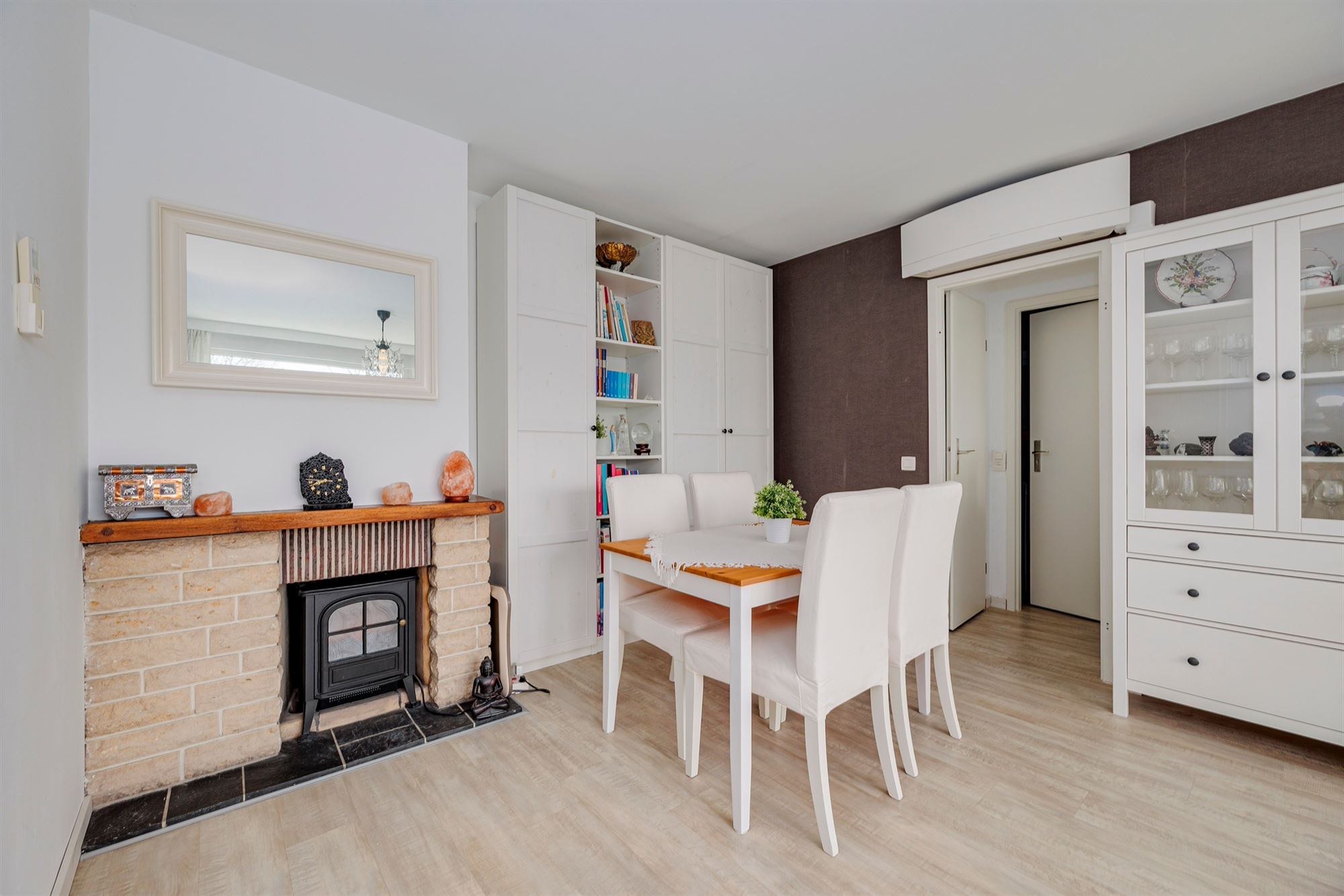 Gerenoveerd 1-slaapappartement met terras te Edegem - foto 4