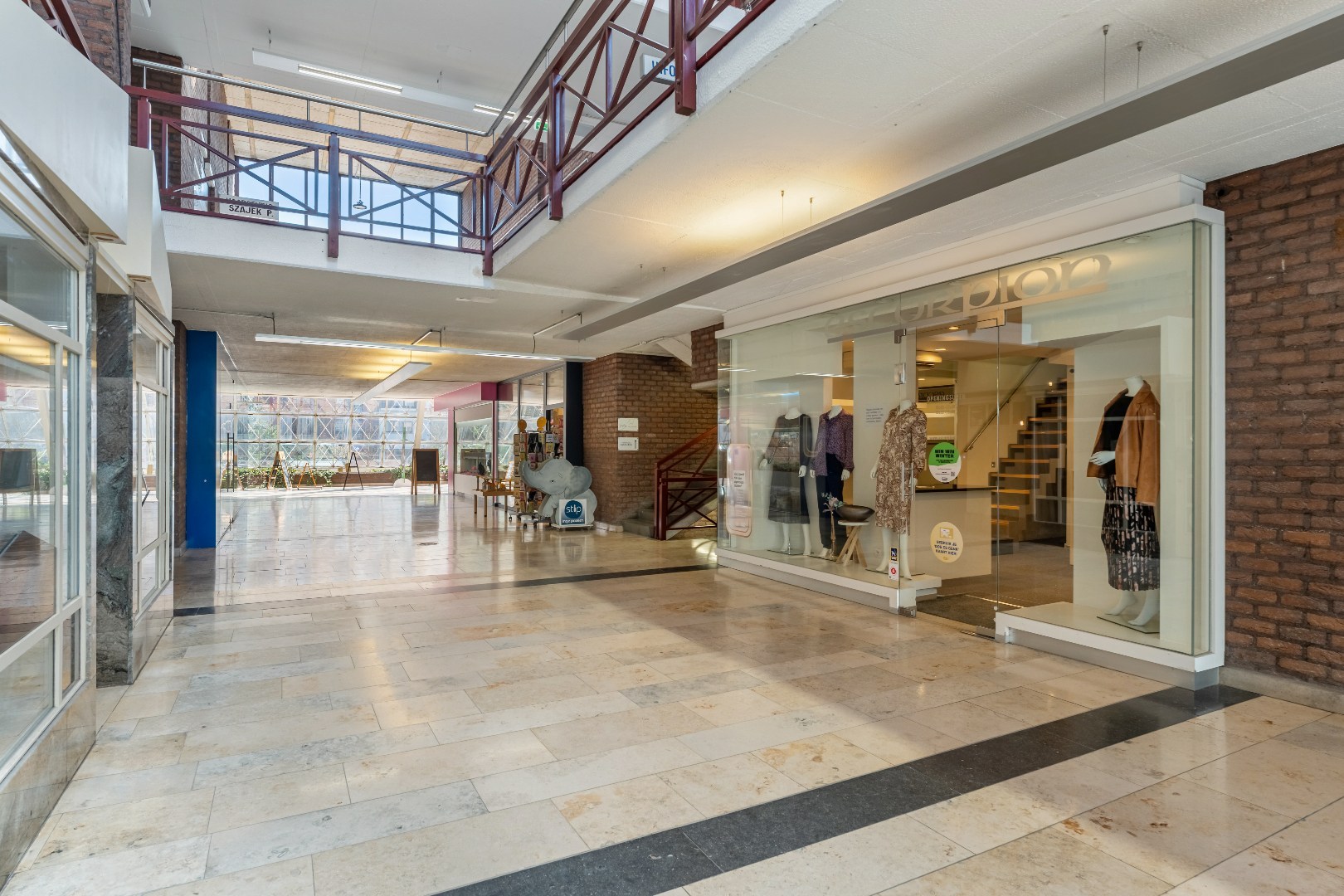 Commercial à louer à Genk