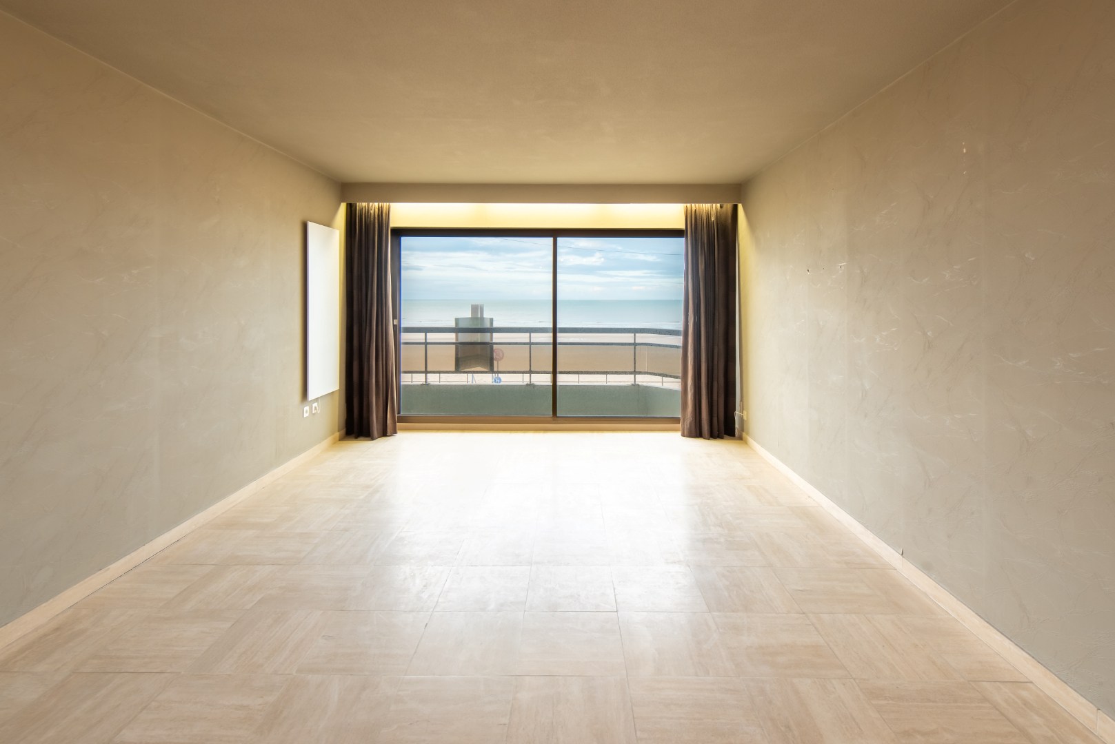 Appartement met frontaal zeezicht en twee slaapkamers - foto 1