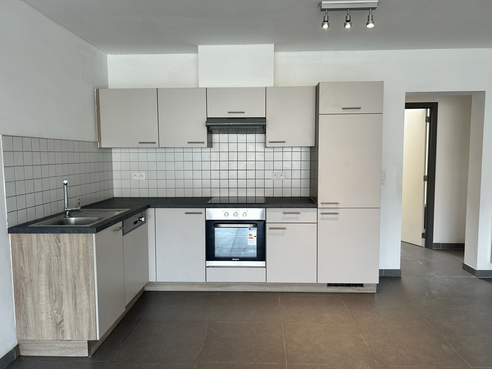 Huis te huur in Bree met 3 slaapkamers - foto 5