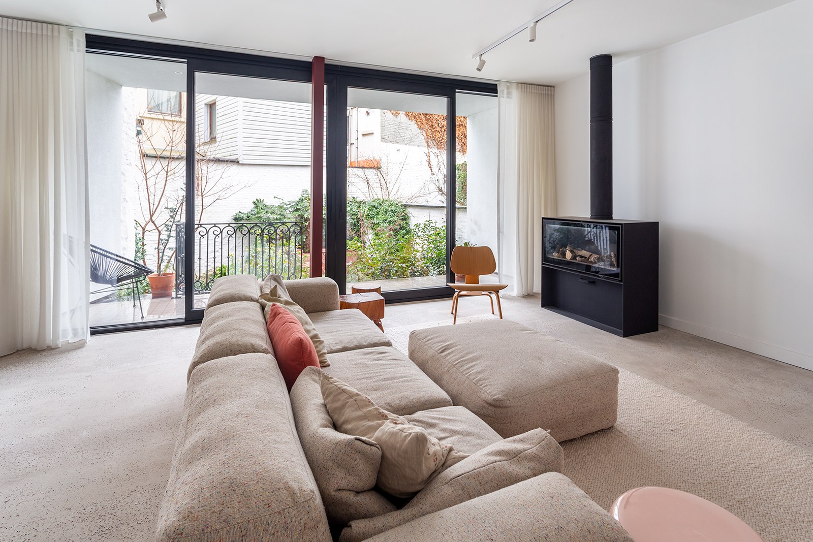 Luxueus herenhuis op Zurenborg met city jungle ! - foto 3