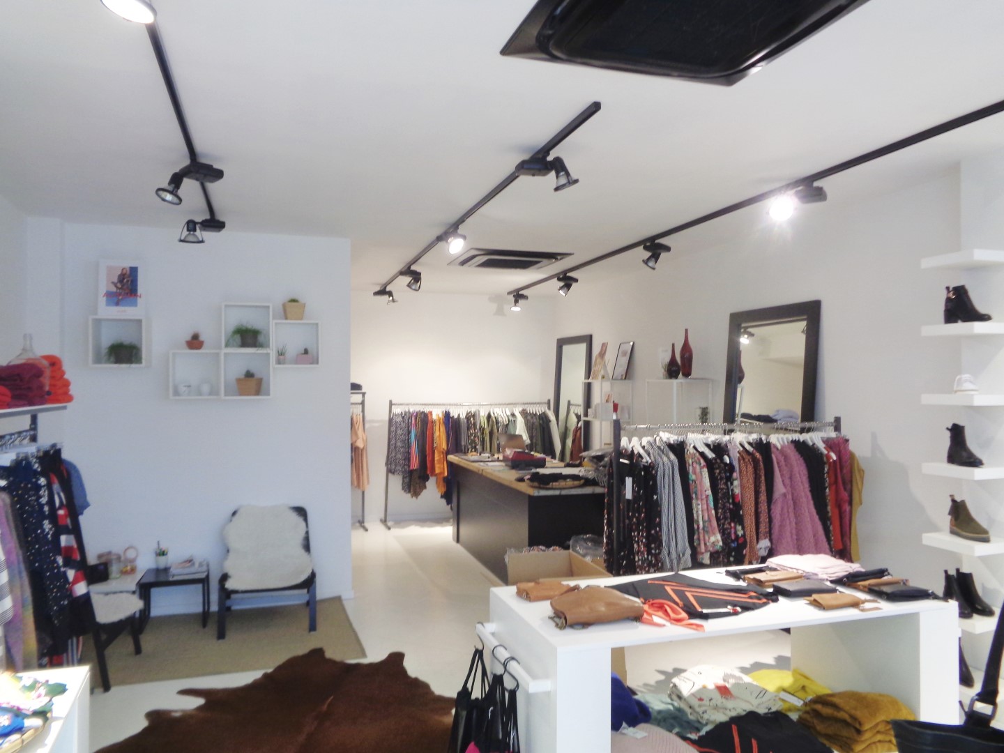 Handelsgelijkvloers te huur in hartje Mechelen - foto 4