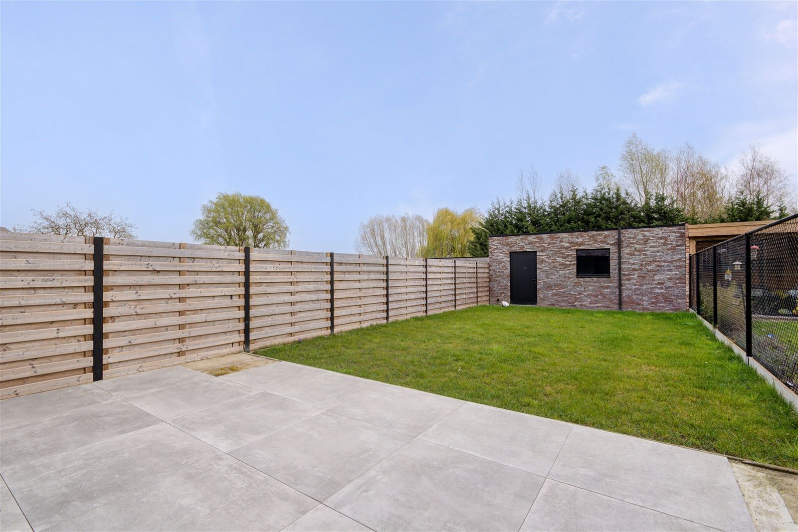 Recente woning met dubbele garage - foto 4