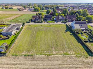 - Bouwgrond voor een vrijstaande woning<br />- Prachtig landelijk zicht<br />- Ideale ligging bij het centrum: Kortwagenstraat 67D lot 2<br />- Oppervlakte: 940 m²<br />- Richtprijs: € 299.000