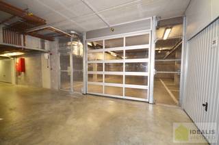 IDEALIS VASTGOED – RUIME EN AFGESLOTEN PARKEERPLAATS IN HARTJE PELT ALS ONDERDEEL VAN DE ONDERGRONDSE PARKEERGARAGE FORTE! - € 100/stuk bevindt...