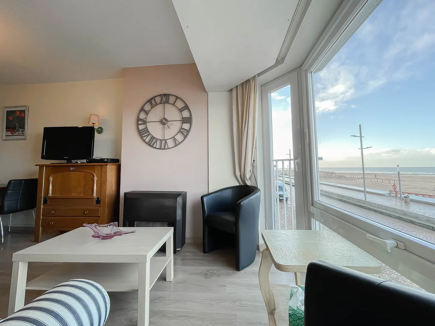 Charmant appartement op de Zeedijk van Wenduine - foto 2
