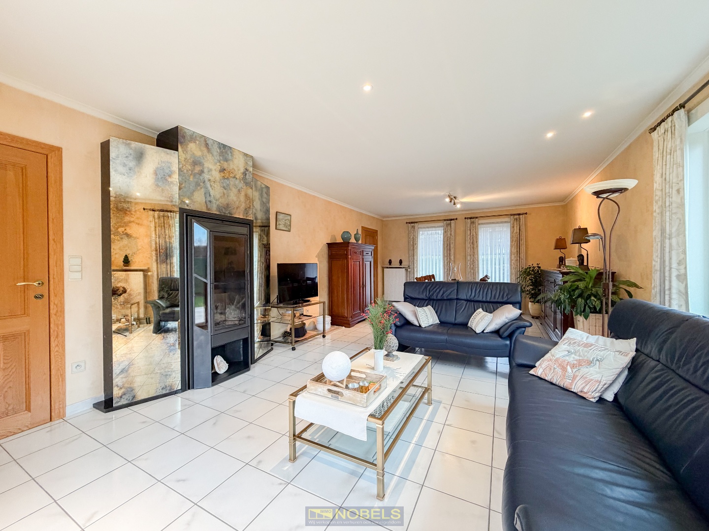 Te koop, Instapklare gezinswoning met 4 slaapkamers op ruim perceel nabij het centrum van Oudenaarde! - foto 5