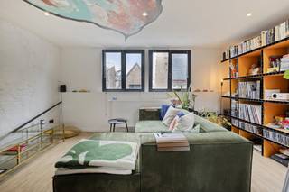 Appartement met twee slaapkamers en dakterras te koop in centrum Antwerpen. Het appartement is gelegen in de Oude Waag, een rustige straat...