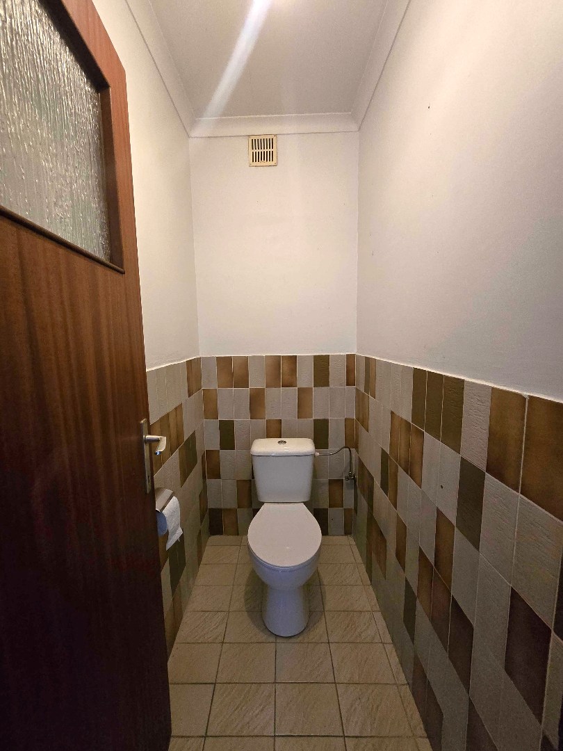 Apartment for sale in Sint-Niklaas with 2 bedrooms - photo 4