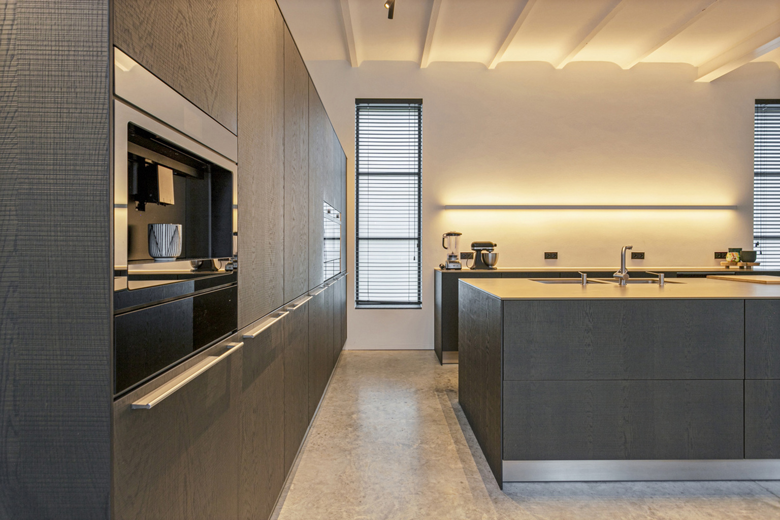 LUXUEUS EN EXCLUSIEF LANDHUIS MET PARKTUIN. - foto 4