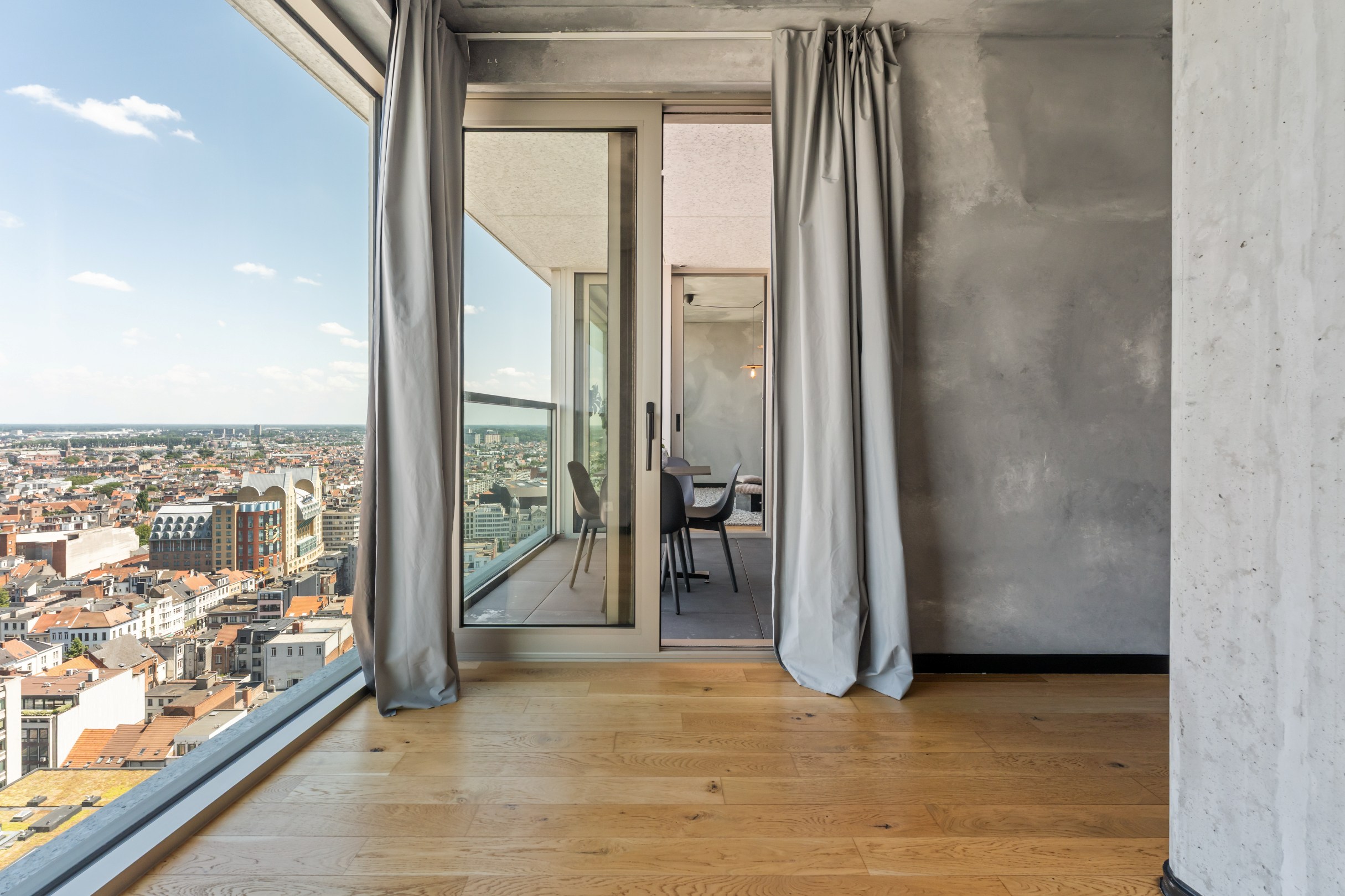 Exclusief wonen op de 20e verdieping van de Antwerp Tower - foto 4
